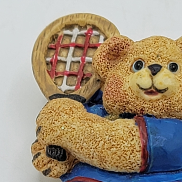 Resin Tennis Playing Teddy Bear Brooch Pin Vintage - Picture 3 of 10